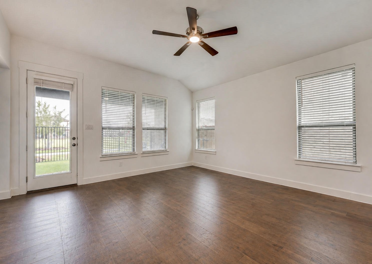 2161 Hermann Lane Carrollton TX 75010
