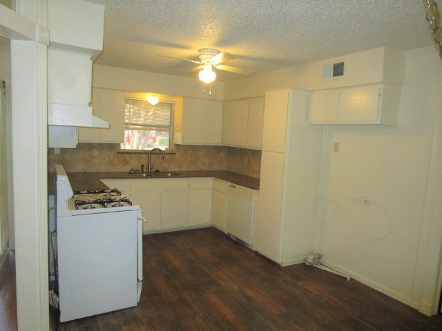1210 Mcdonald Drive Garland TX 75041