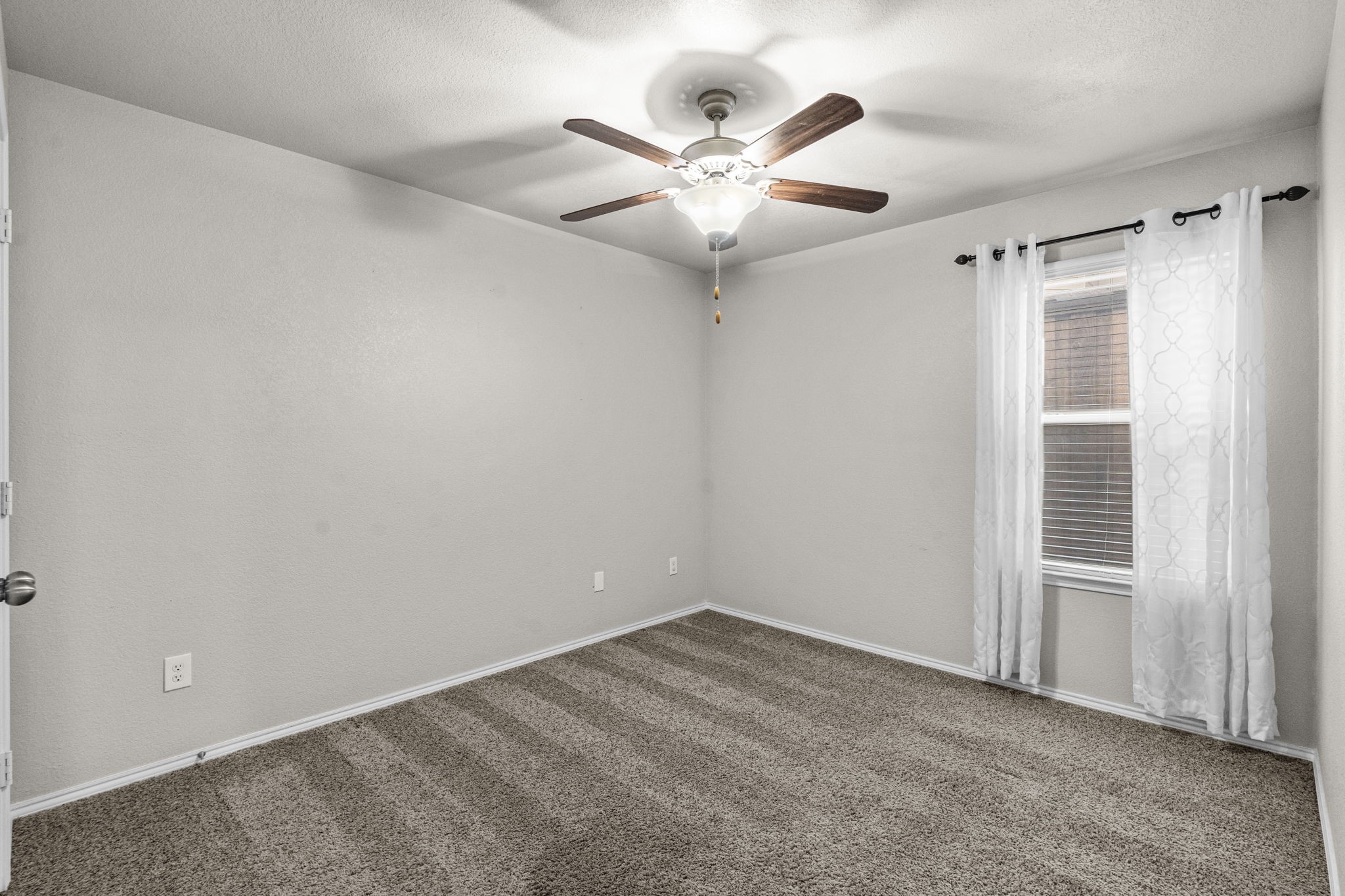 9005 Holliday Lane Aubrey TX 76227
