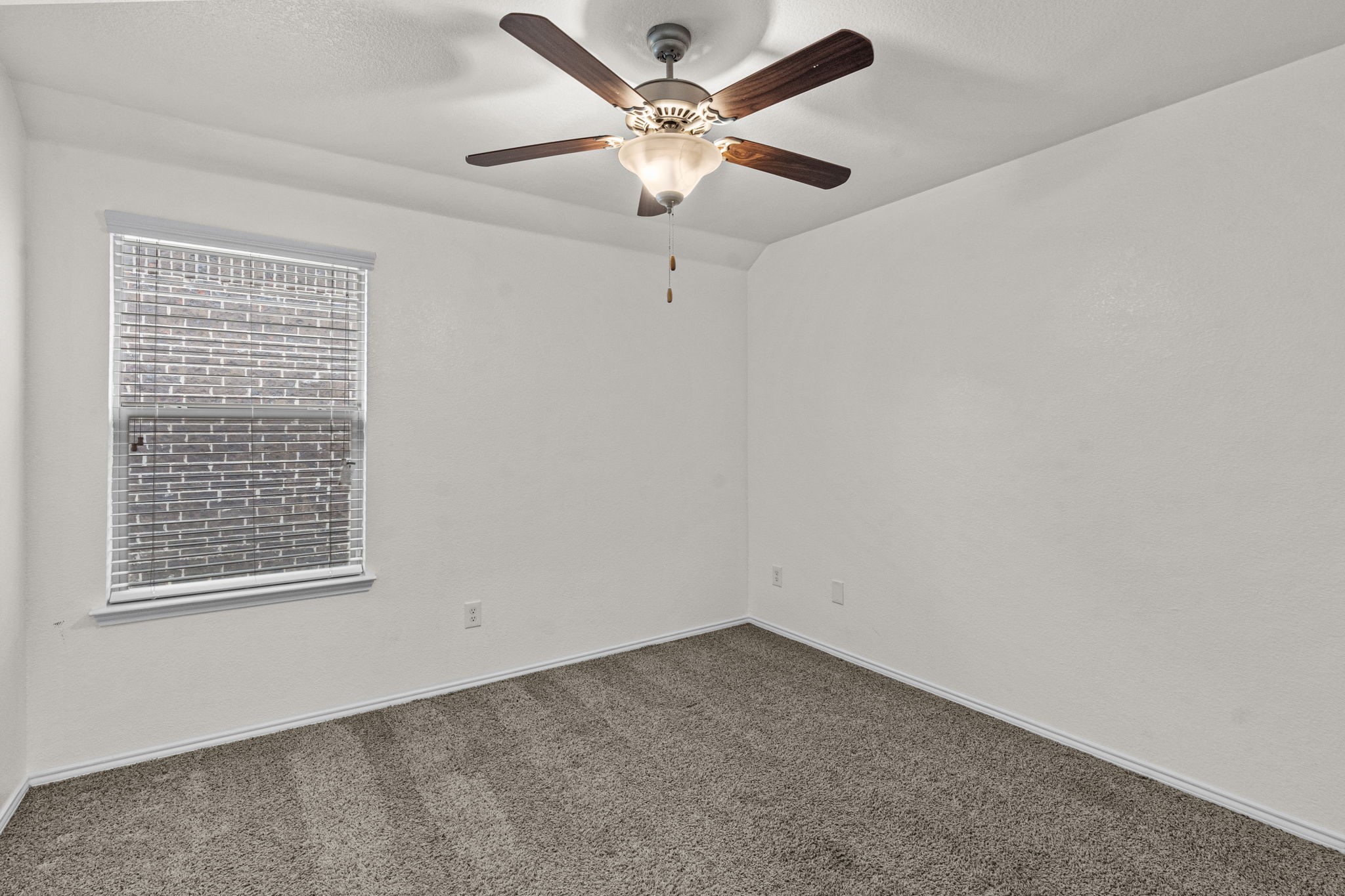 9005 Holliday Lane Aubrey TX 76227