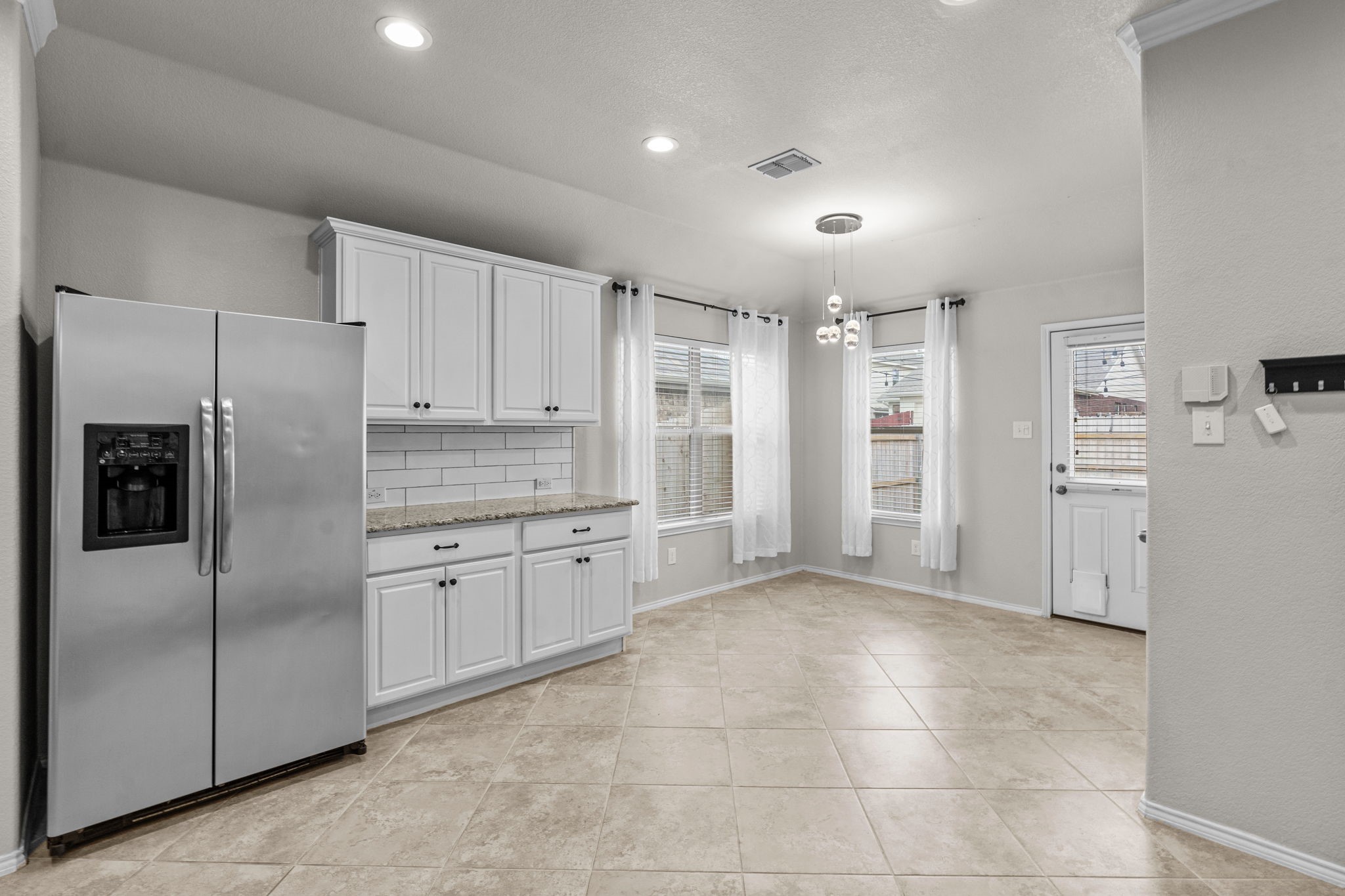 9005 Holliday Lane Aubrey TX 76227