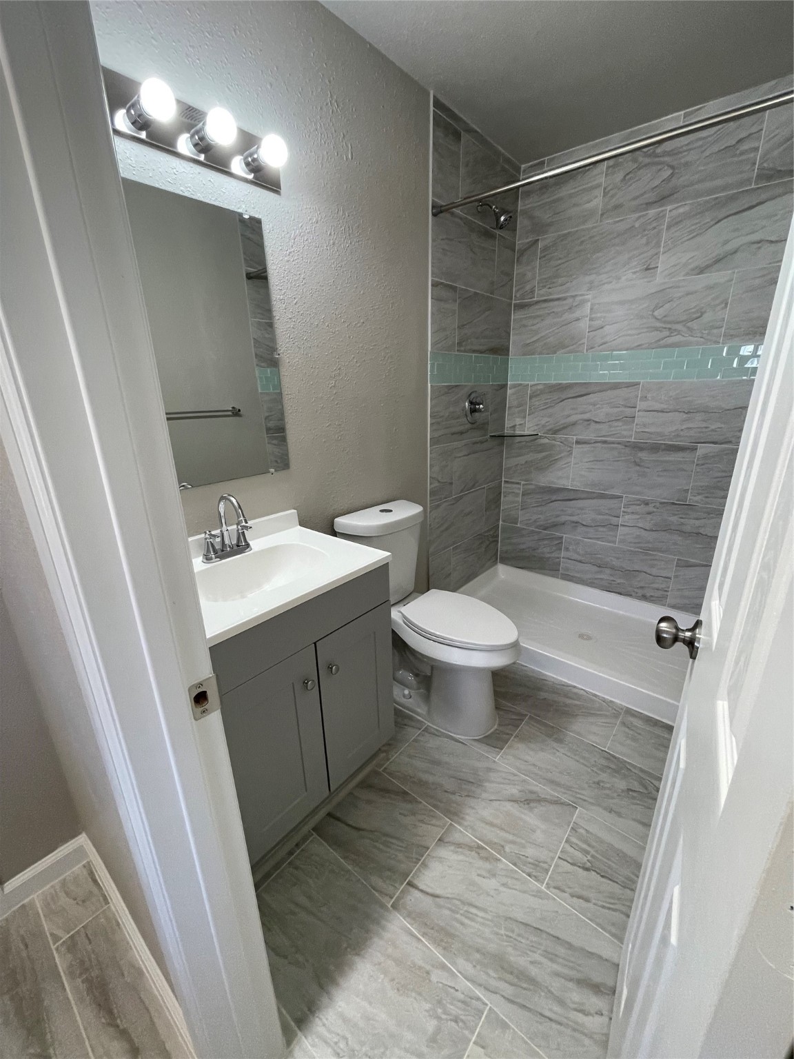 110 Crockett Street Valley View TX 76272