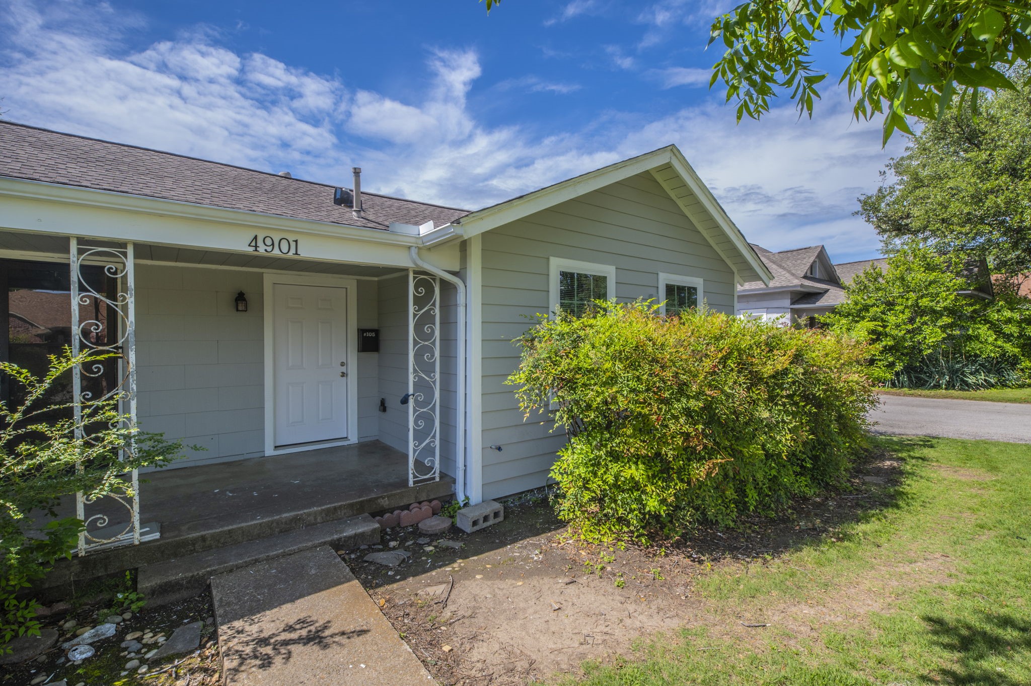 4901 Curzon Avenue Fort Worth TX 76107