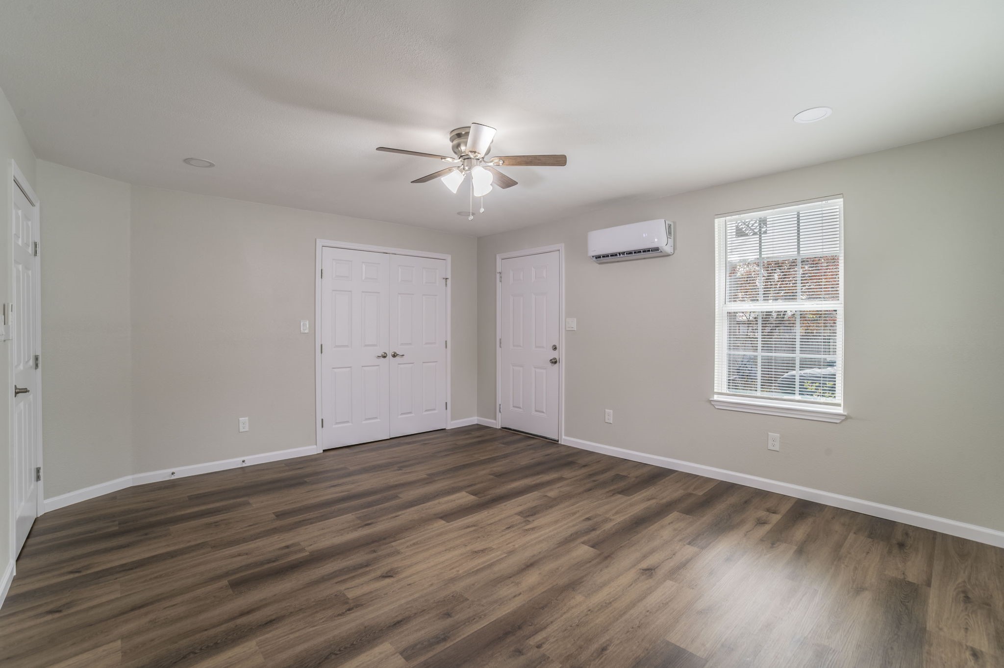 4901 Curzon Avenue Fort Worth TX 76107