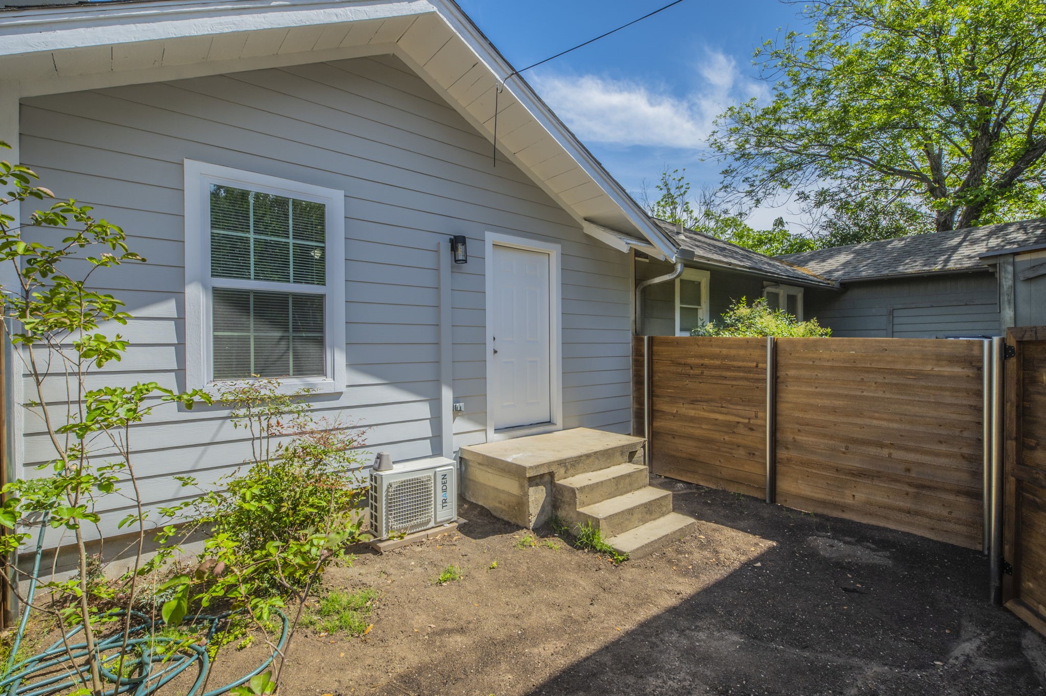 4901 Curzon Avenue Fort Worth TX 76107