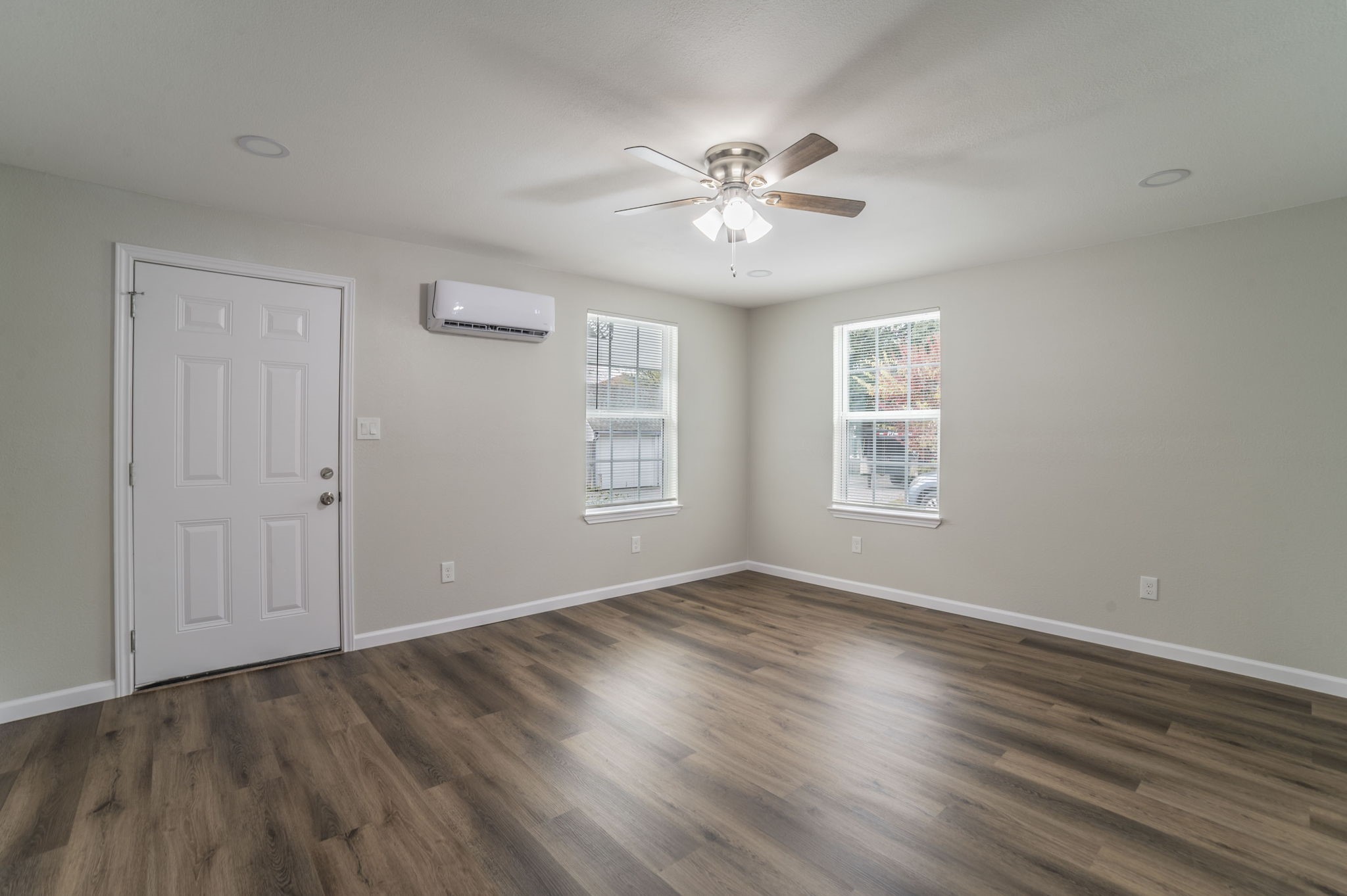 4901 Curzon Avenue Fort Worth TX 76107