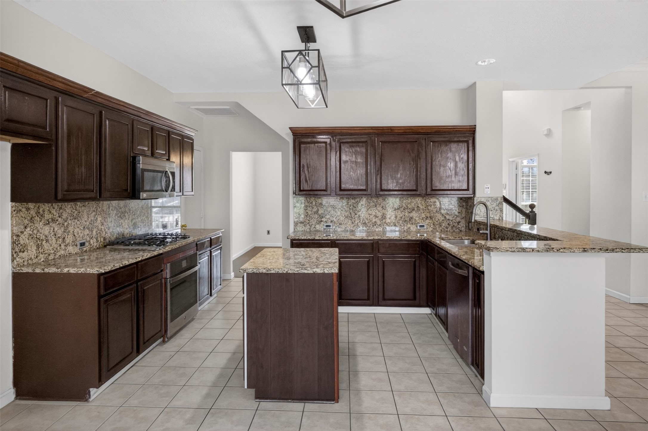 7903 Clear Fork Trail Arlington TX 76002