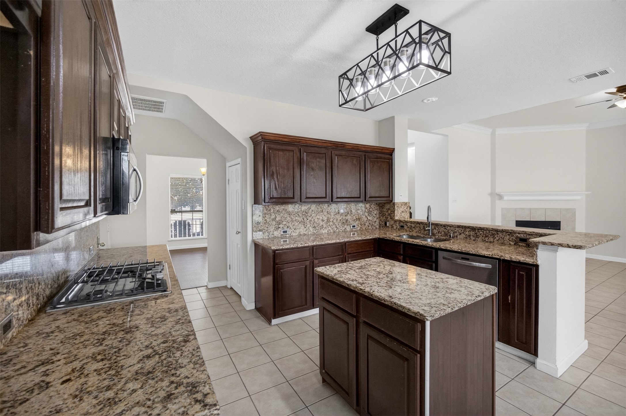 7903 Clear Fork Trail Arlington TX 76002
