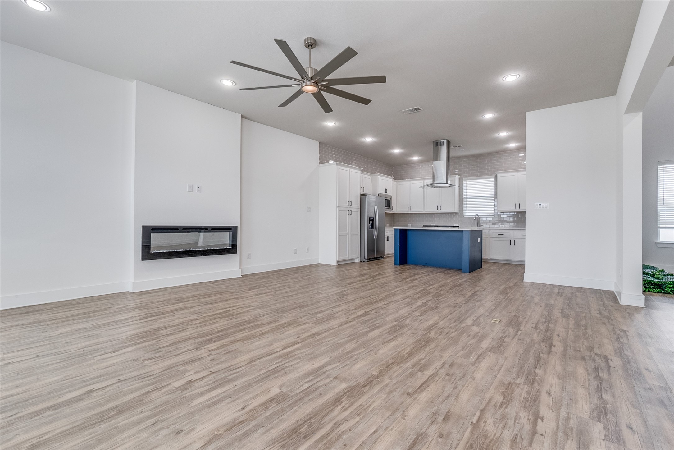 2633 La Altura Lane Dallas TX 75212
