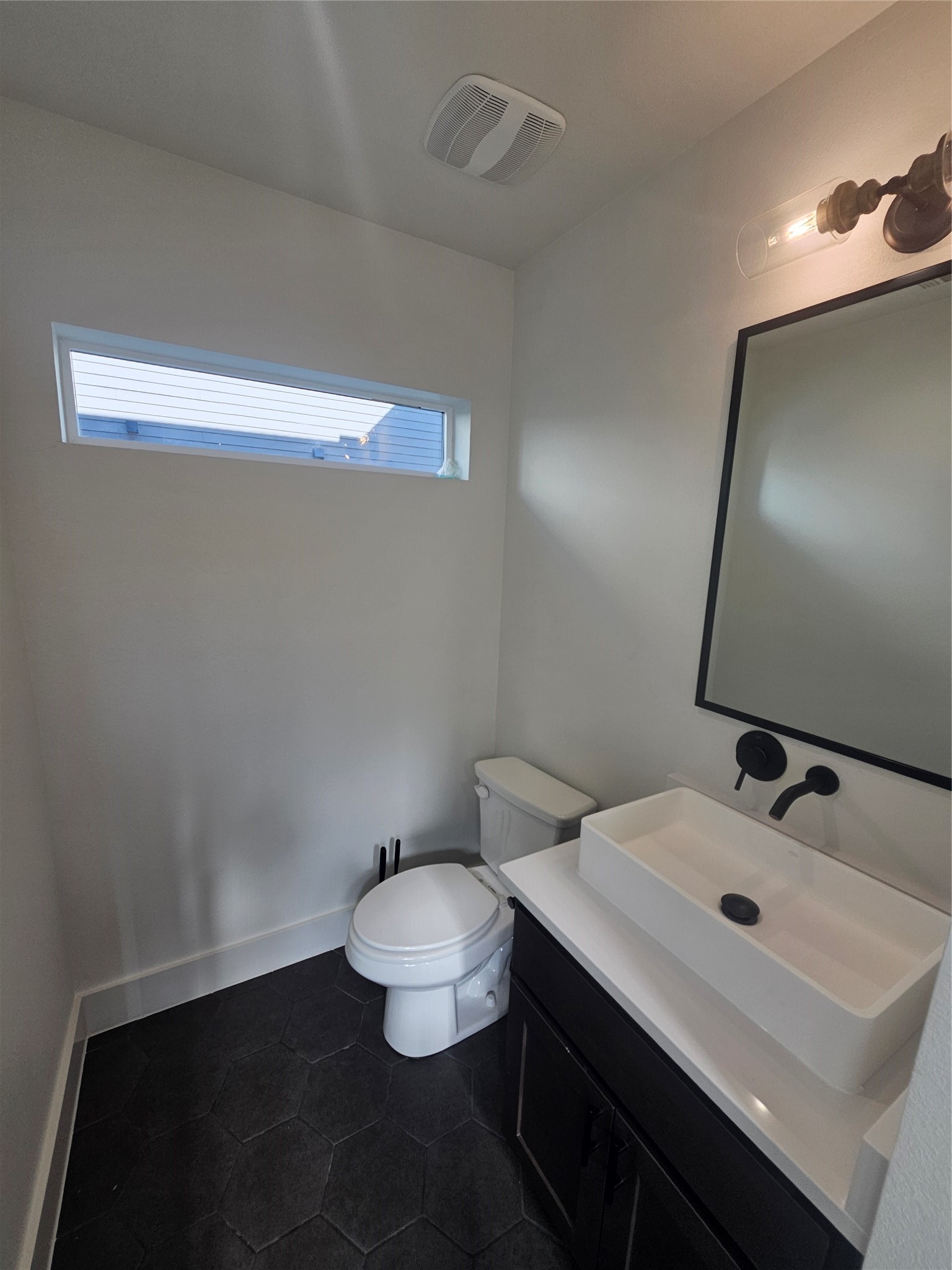 2139 Mail Avenue Dallas TX 75235