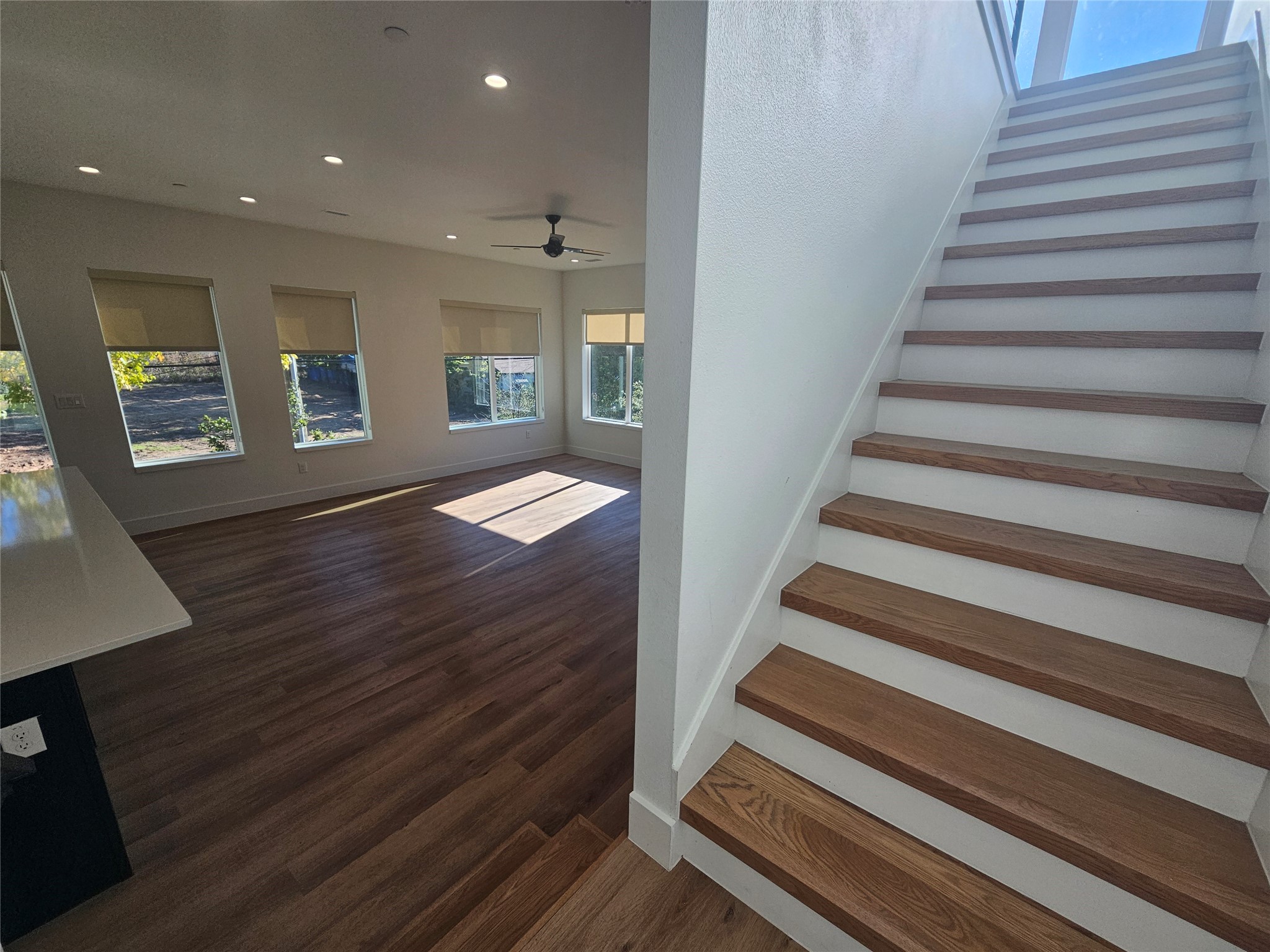 2139 Mail Avenue Dallas TX 75235