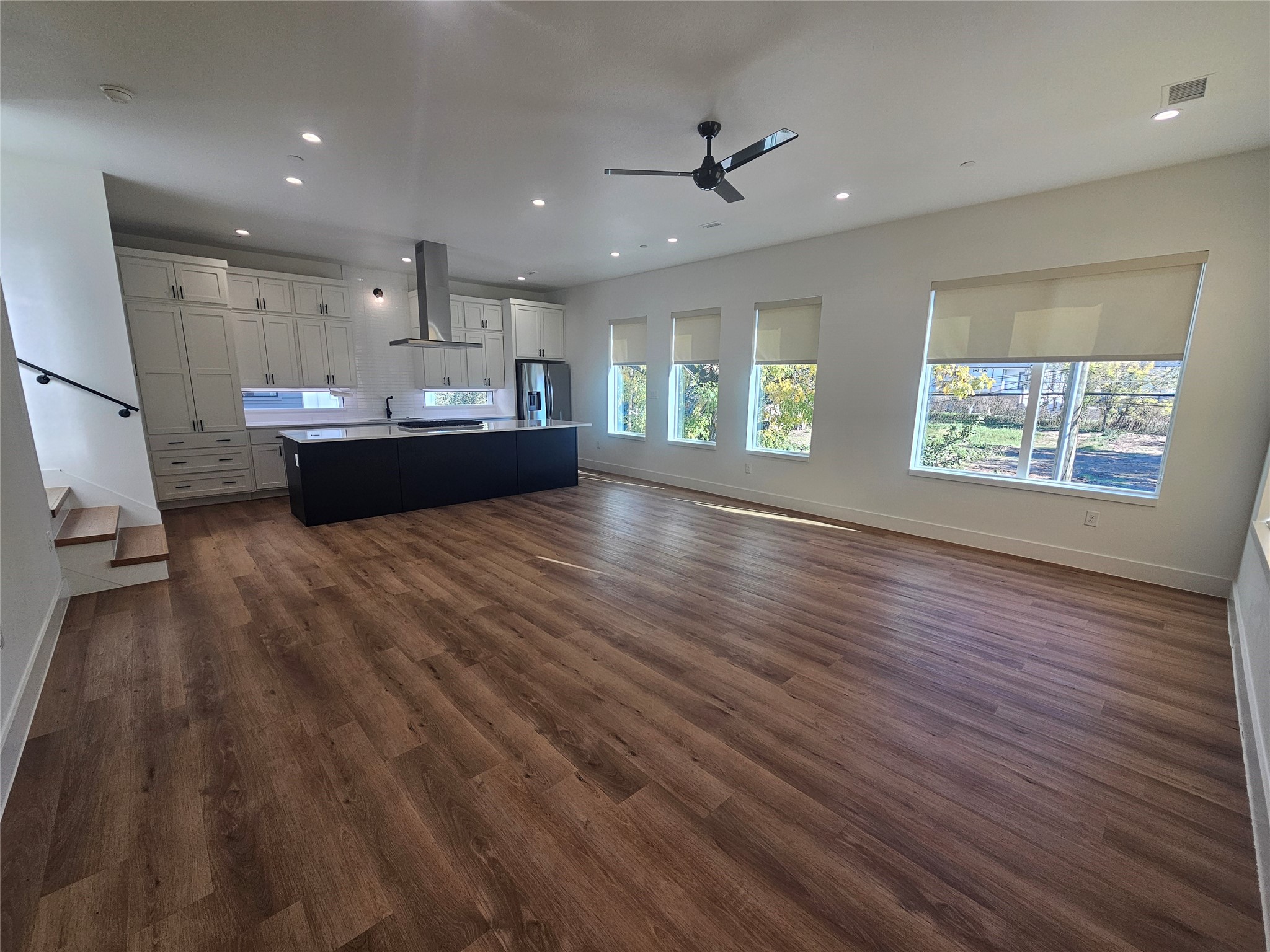 2139 Mail Avenue Dallas TX 75235