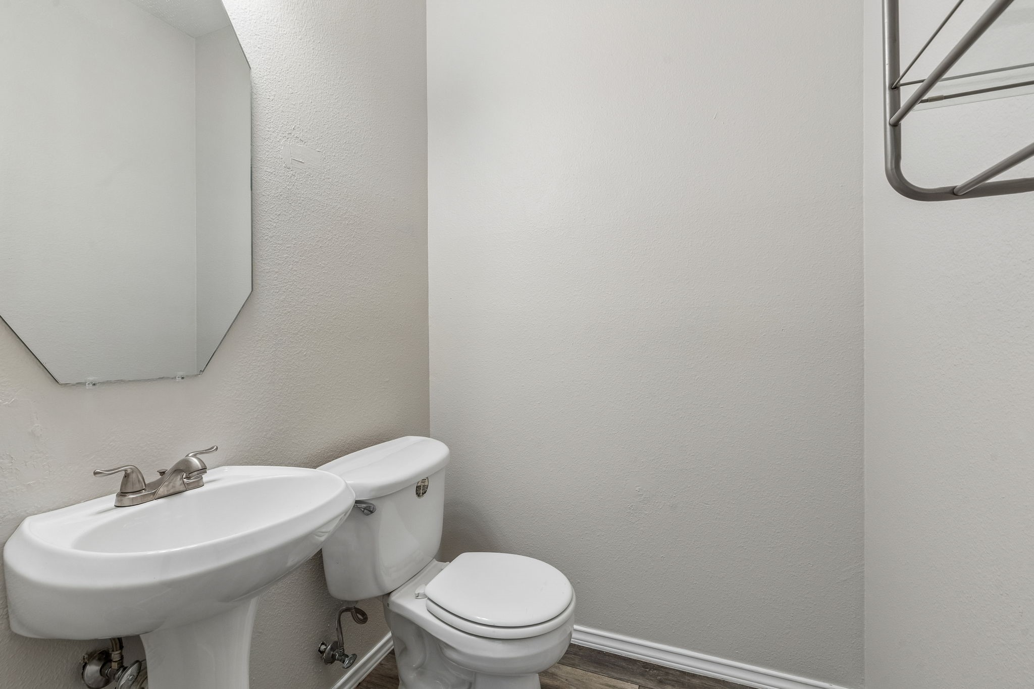 3938 Pickett Place Garland TX 75044