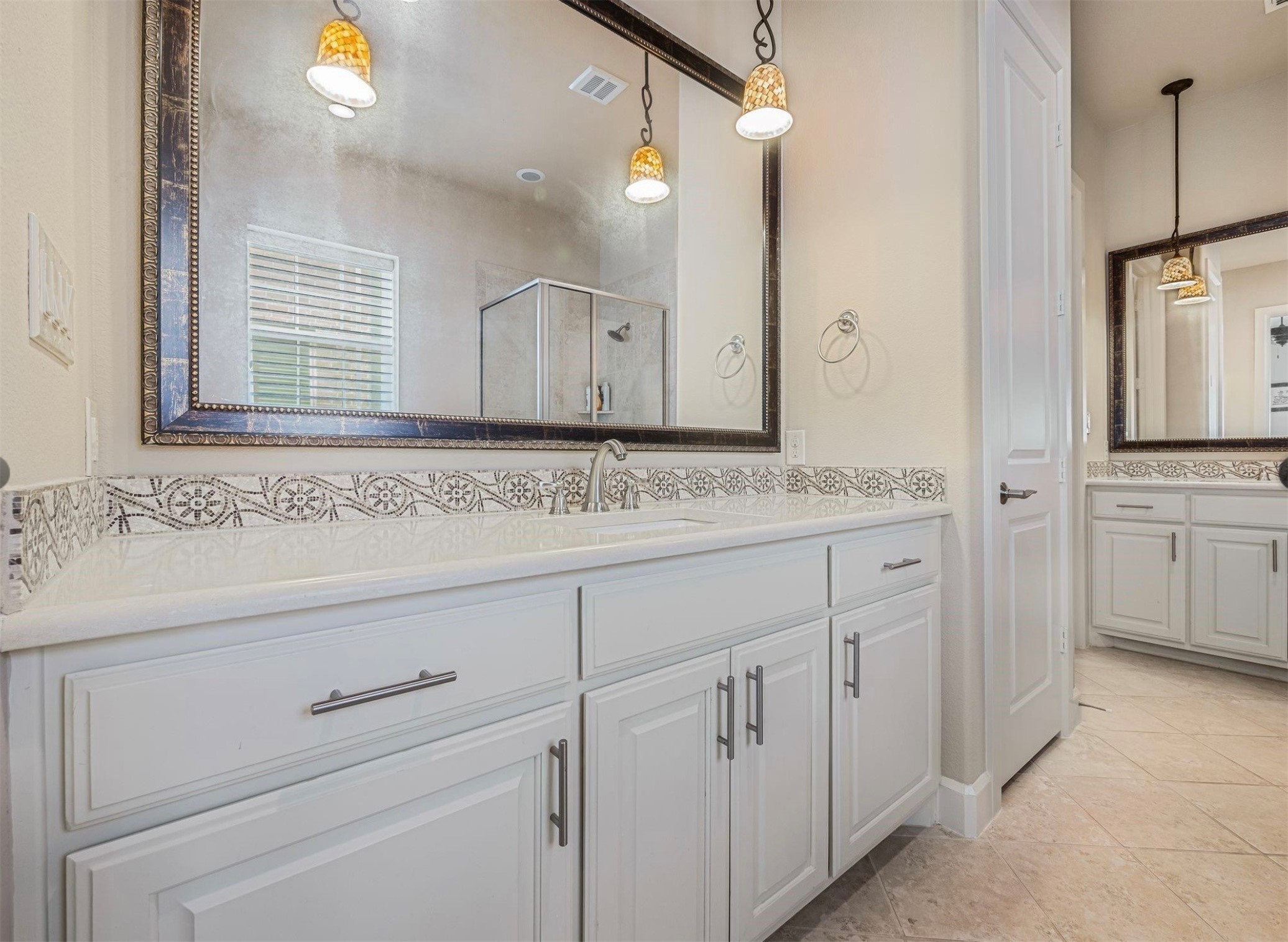 5001 Meridian Lane Addison TX 75001