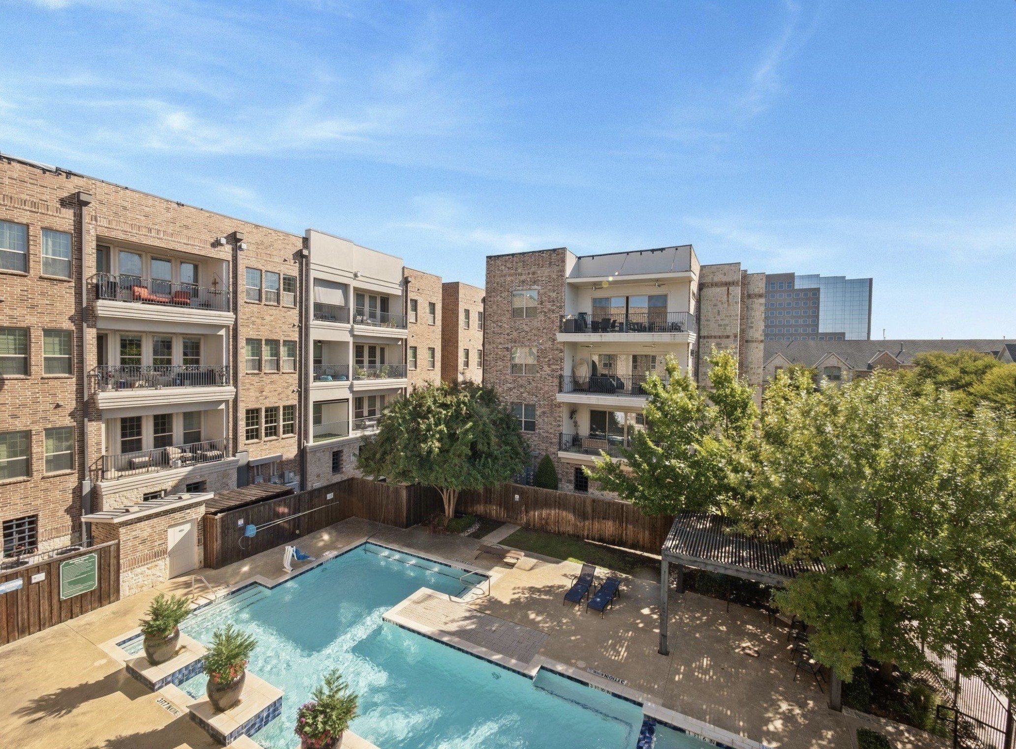 5001 Meridian Lane Addison TX 75001