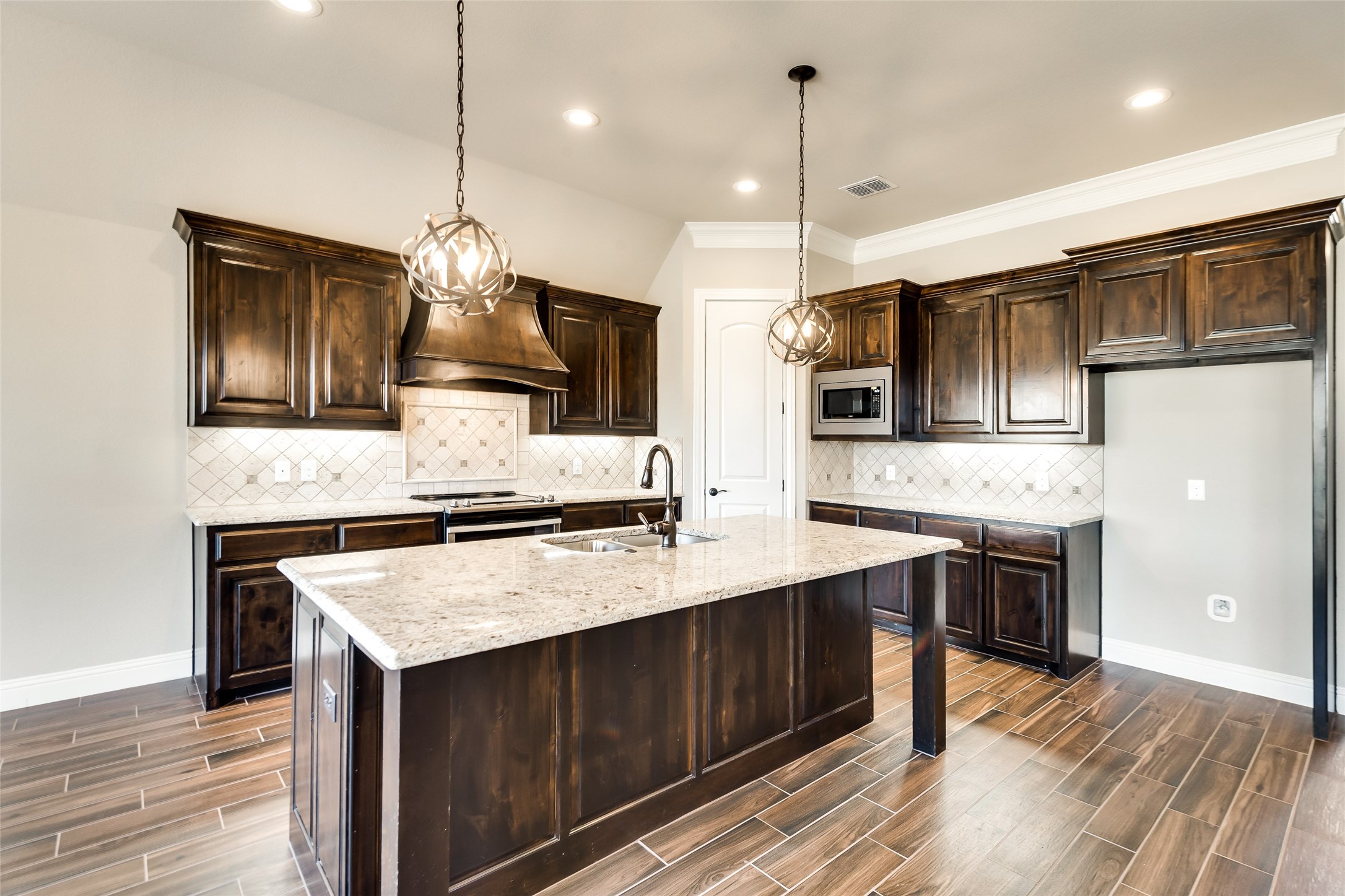 3102 Main Street Granbury TX 76049