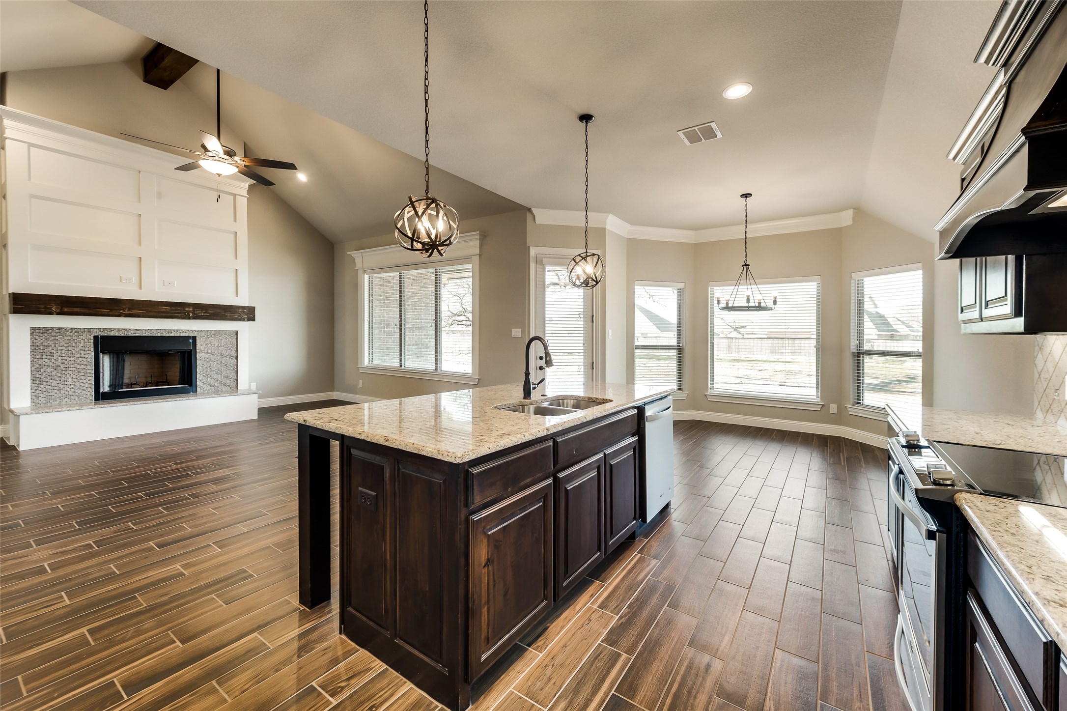 3102 Main Street Granbury TX 76049