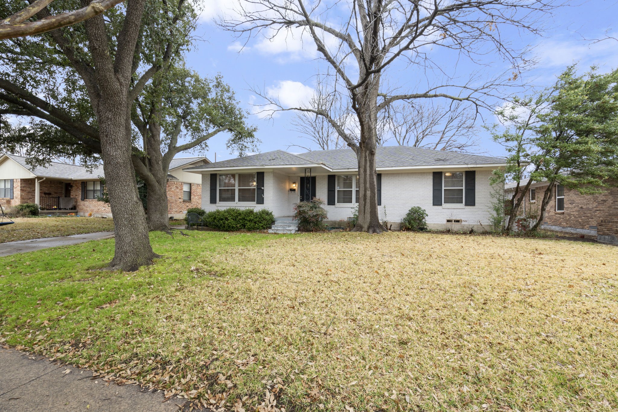 10529 Lakemere Drive Dallas TX 75238