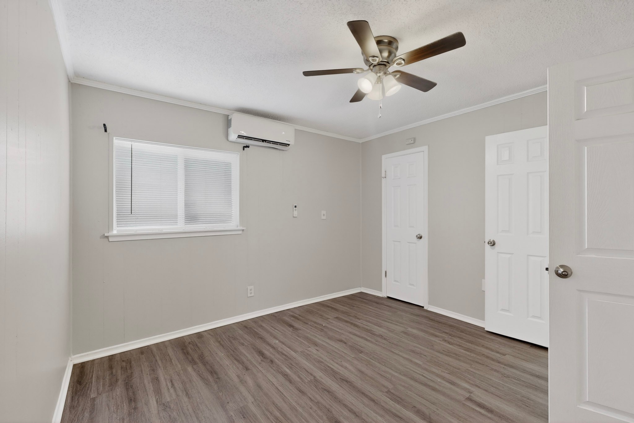 1585 N Mill Street Lewisville TX 75057