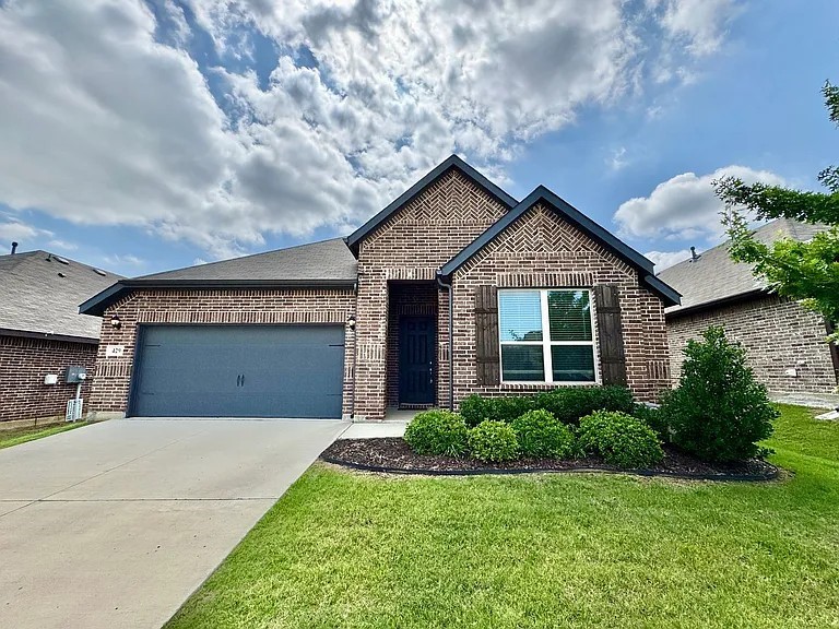 429 Cooper Street Argyle TX 76226
