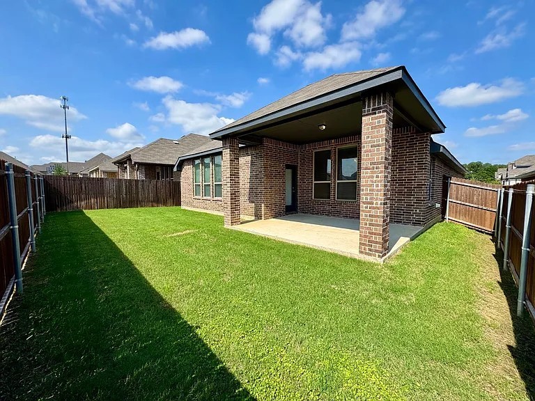 429 Cooper Street Argyle TX 76226