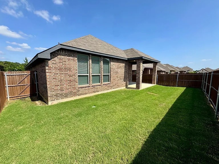 429 Cooper Street Argyle TX 76226