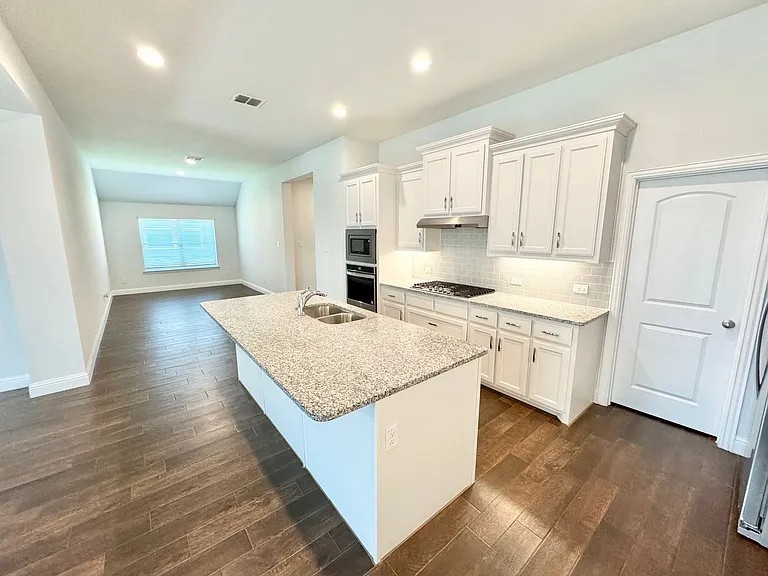 429 Cooper Street Argyle TX 76226