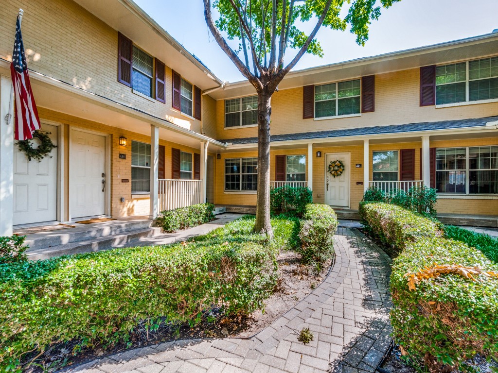 4708B Bradford Drive Dallas TX 75219