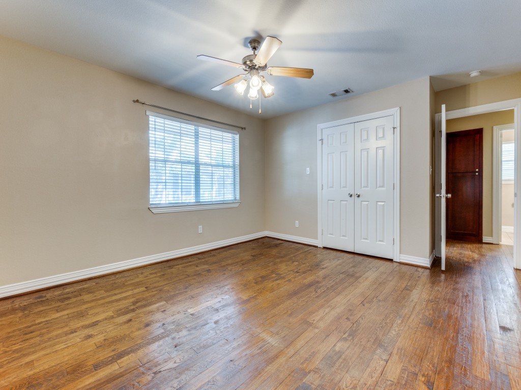 4708B Bradford Drive Dallas TX 75219