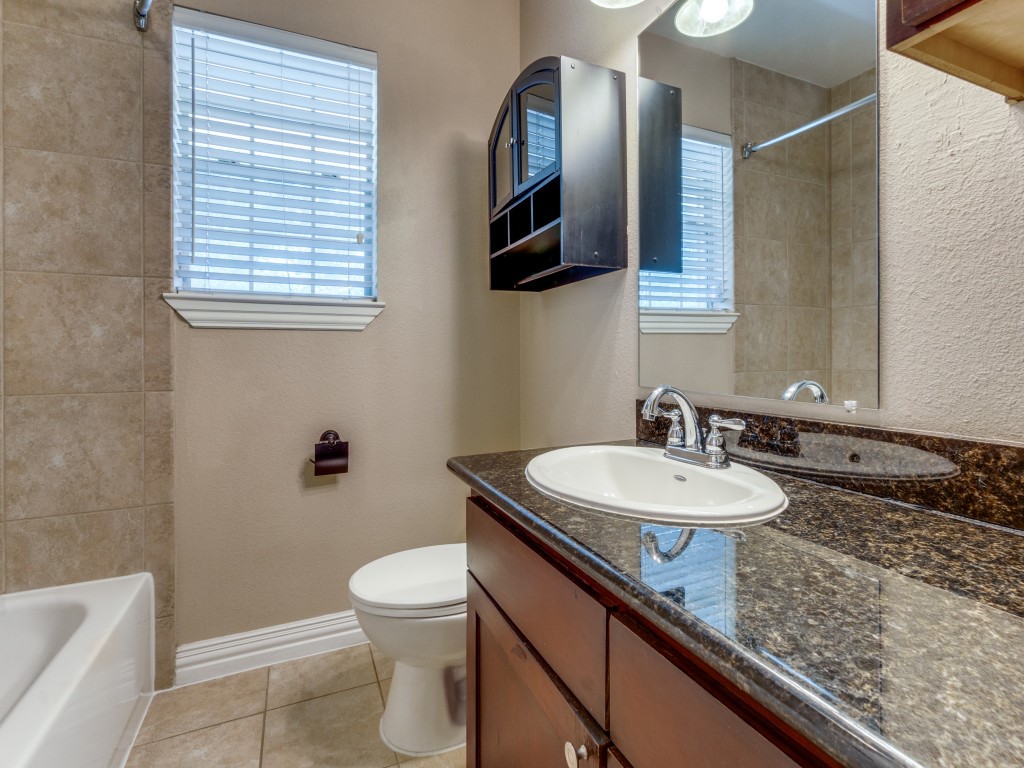 4708B Bradford Drive Dallas TX 75219