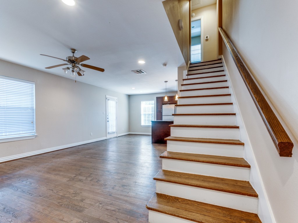 4708B Bradford Drive Dallas TX 75219
