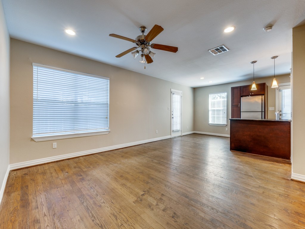 4708B Bradford Drive Dallas TX 75219