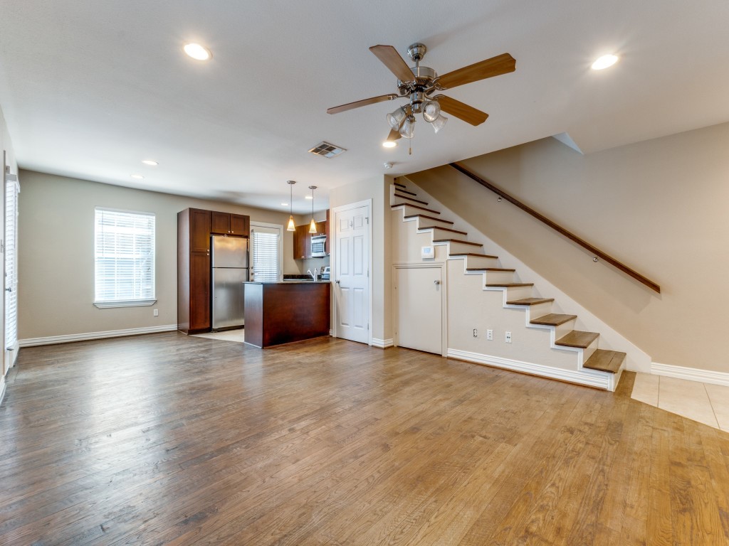 4708B Bradford Drive Dallas TX 75219