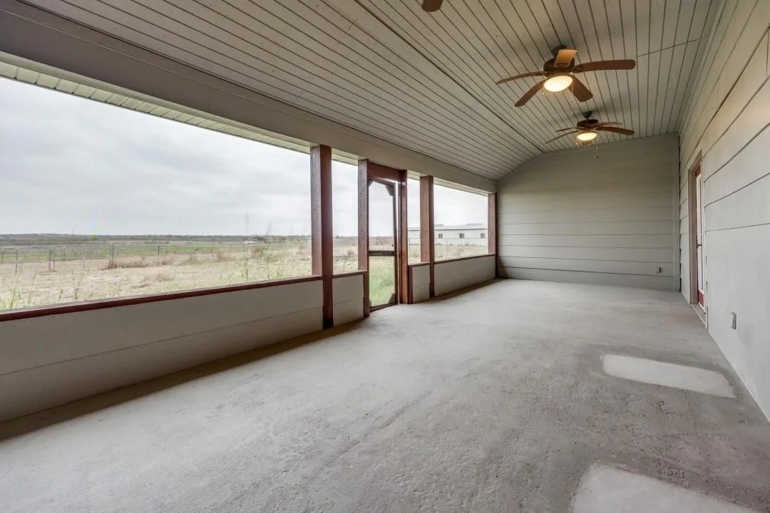 17877 Fm 902 Howe TX 75459