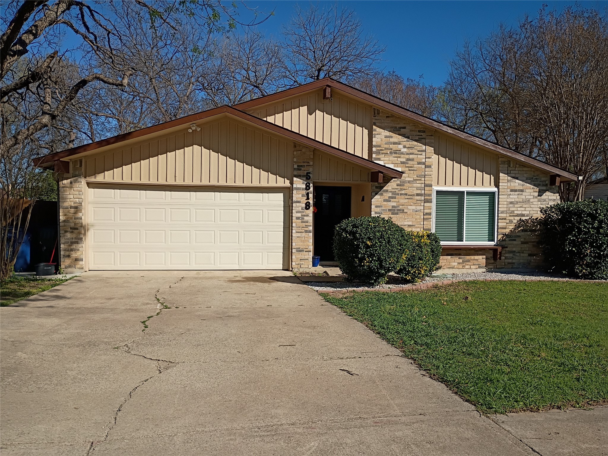 5818 Townshire Road Garland TX 75044