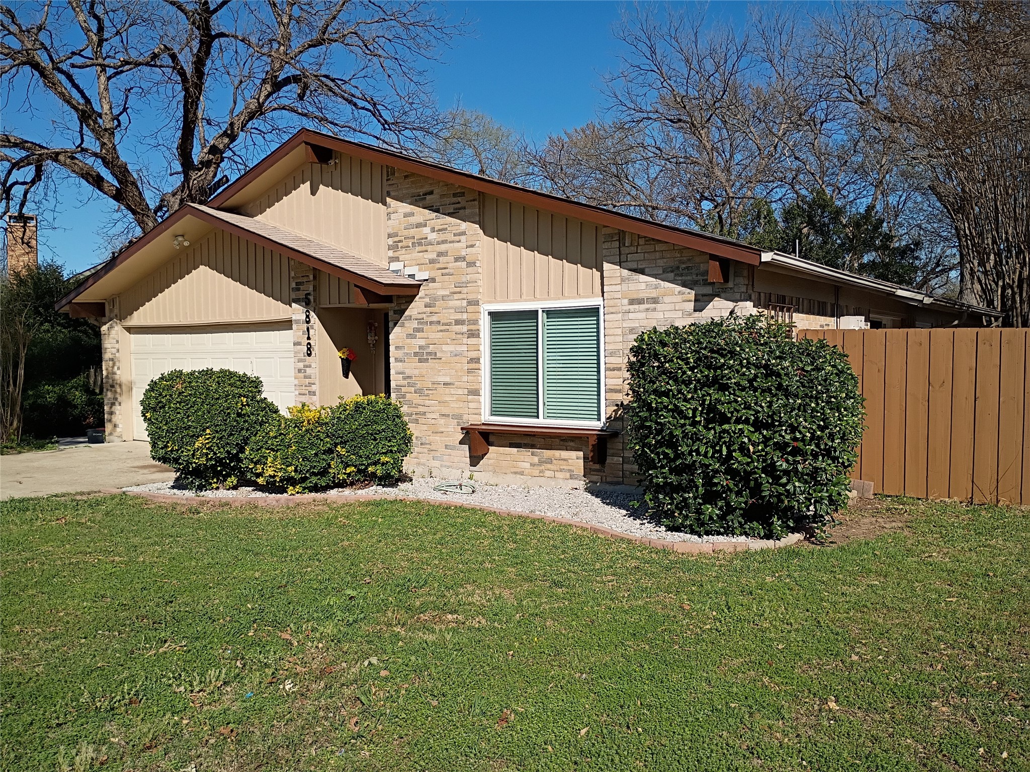5818 Townshire Road Garland TX 75044