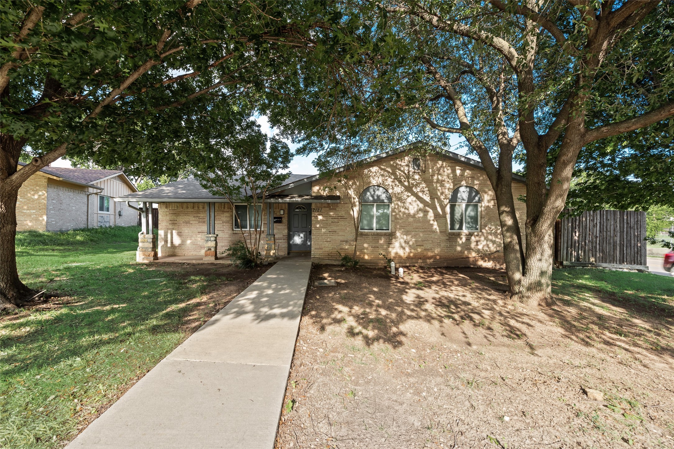 2121 Austin Drive Carrollton TX 75006