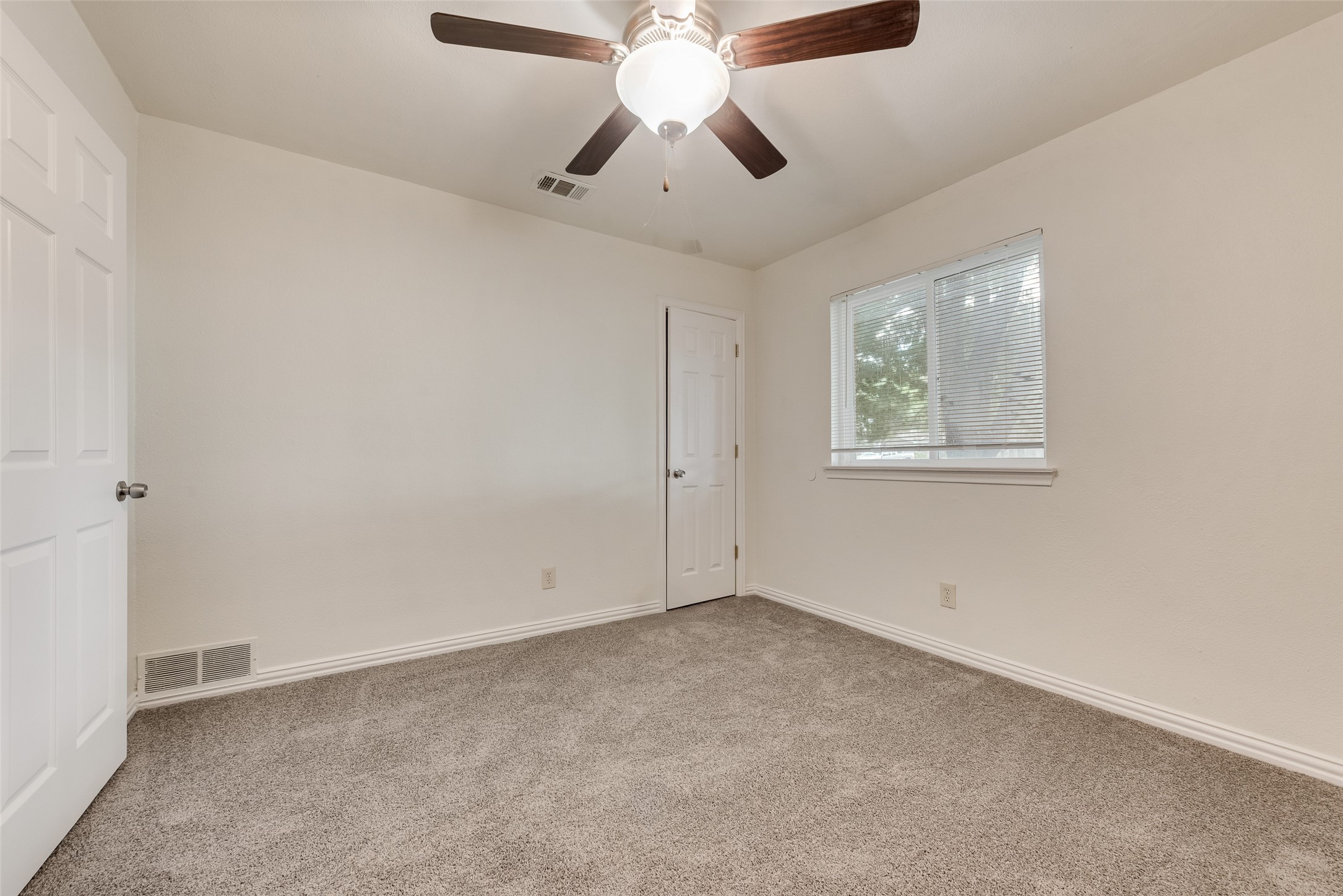 2121 Austin Drive Carrollton TX 75006