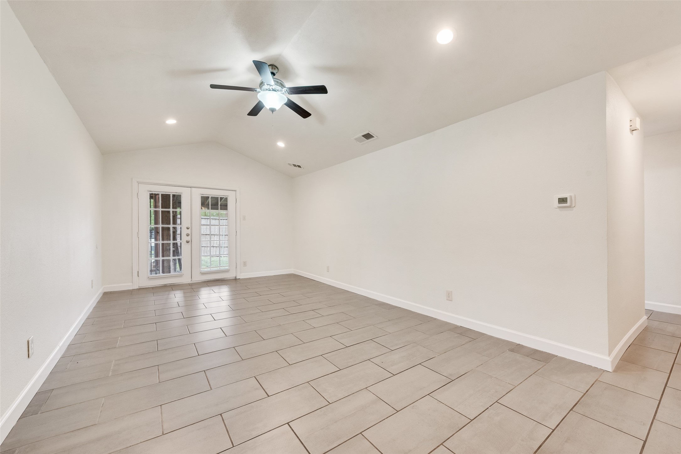 2121 Austin Drive Carrollton TX 75006