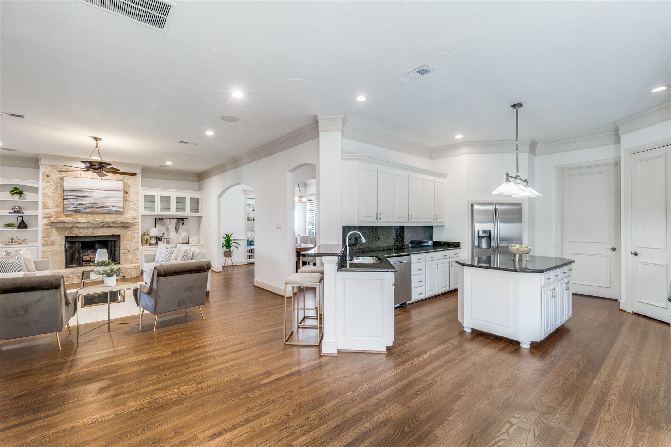 13 Cochran Oaks Lane Dallas TX 75220
