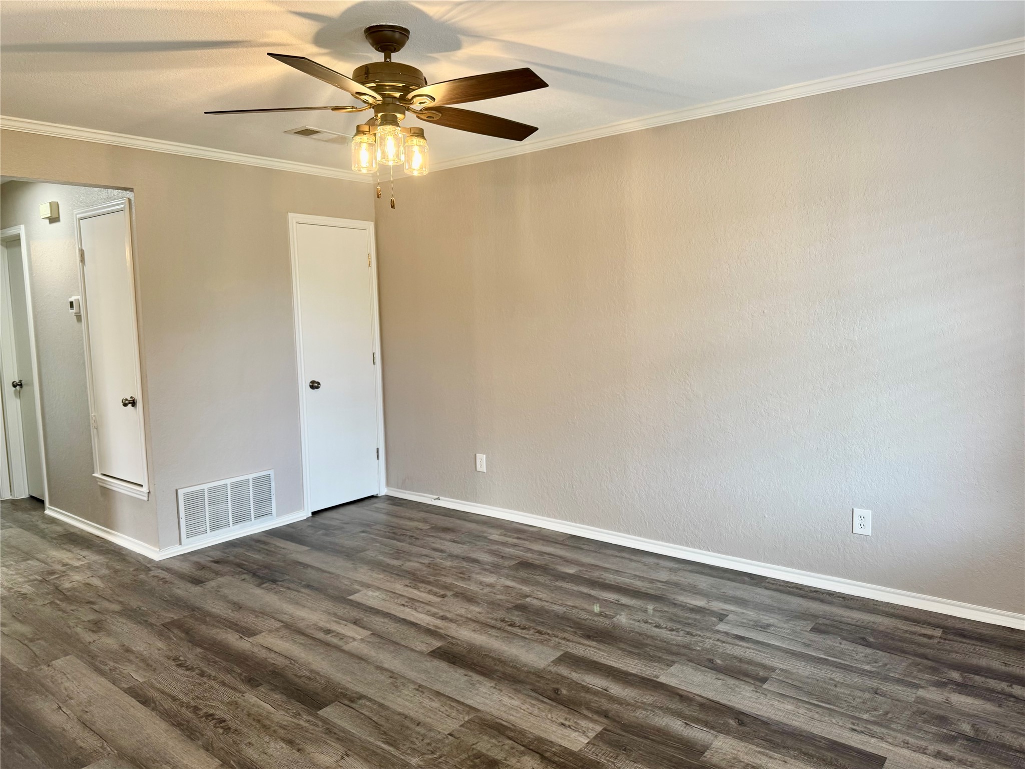 301 Shady Grove Drive Granbury TX 76049