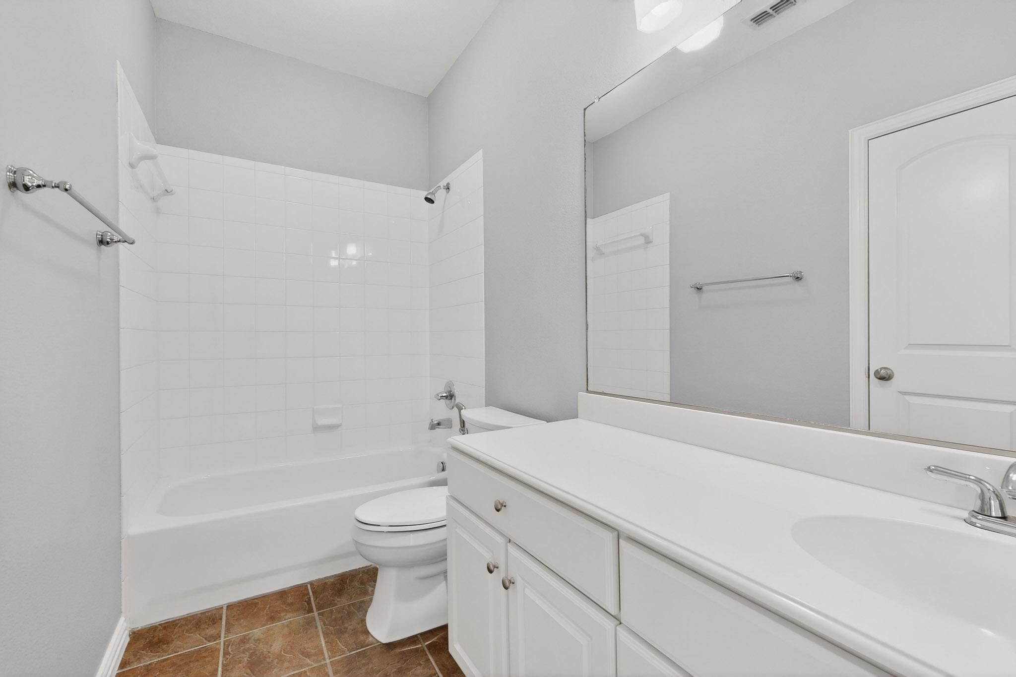 1527 Biltmore Lane Irving TX 75063