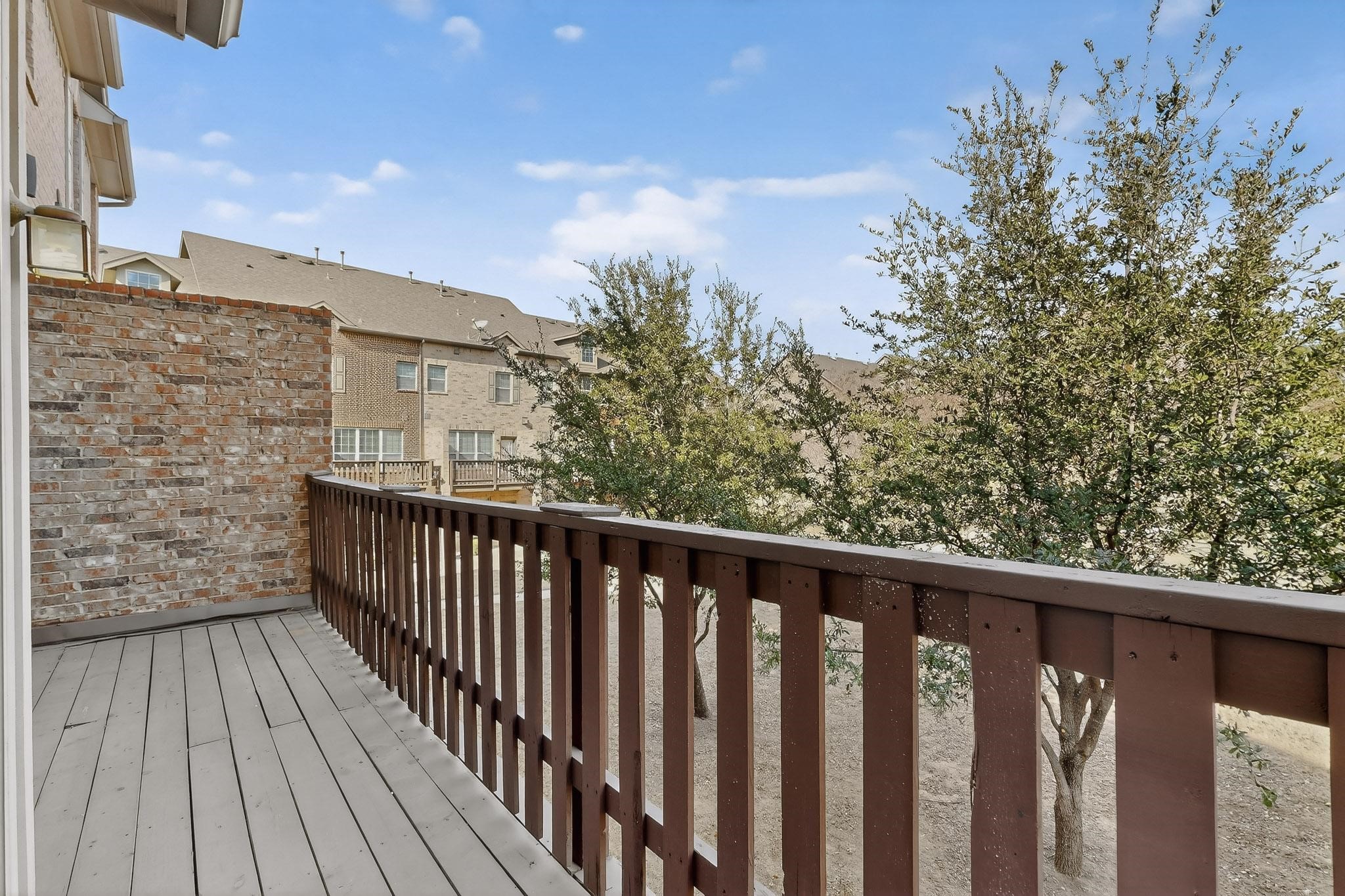 1527 Biltmore Lane Irving TX 75063
