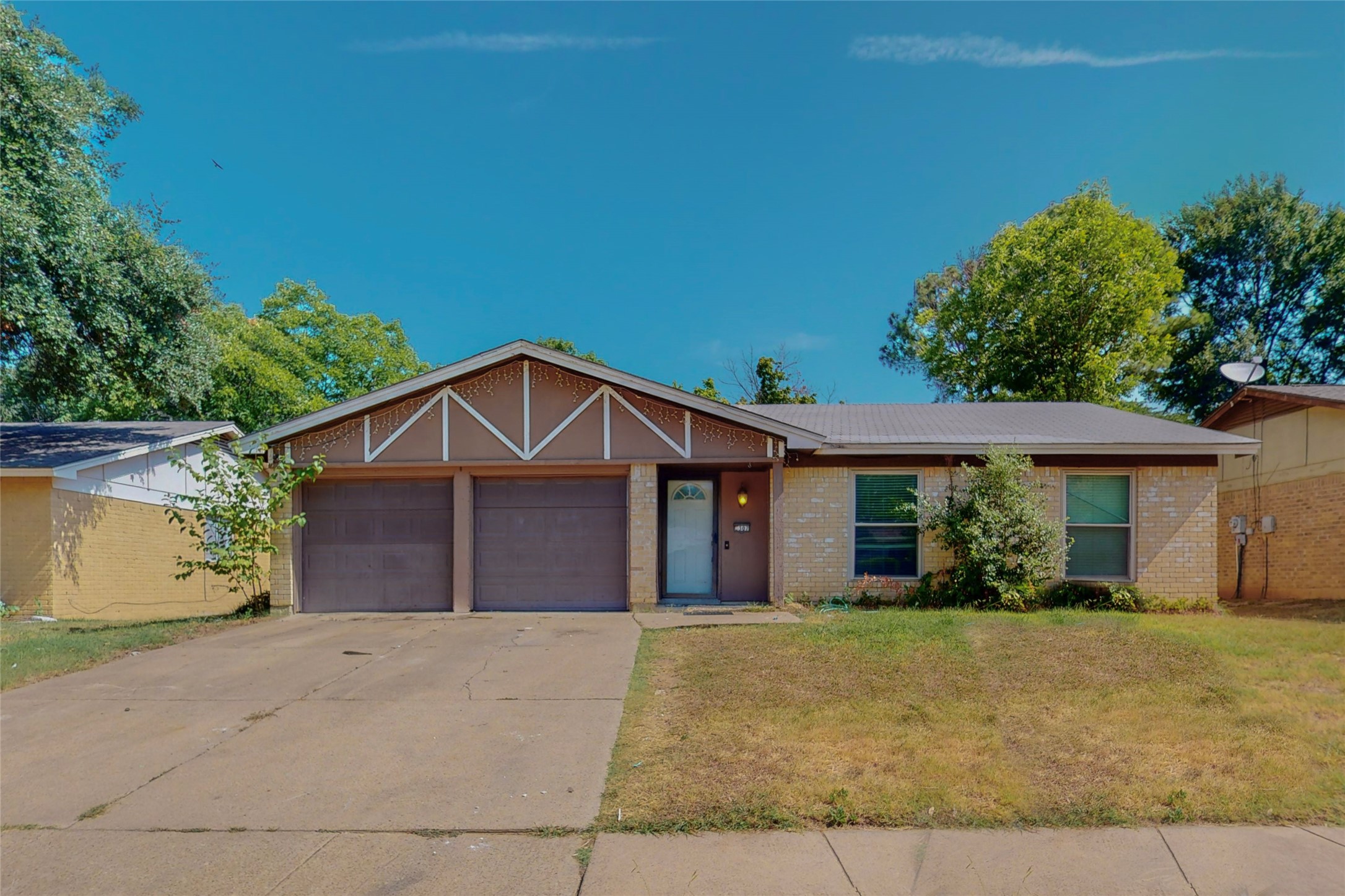 2307 Dartmouth Drive Arlington TX 76015