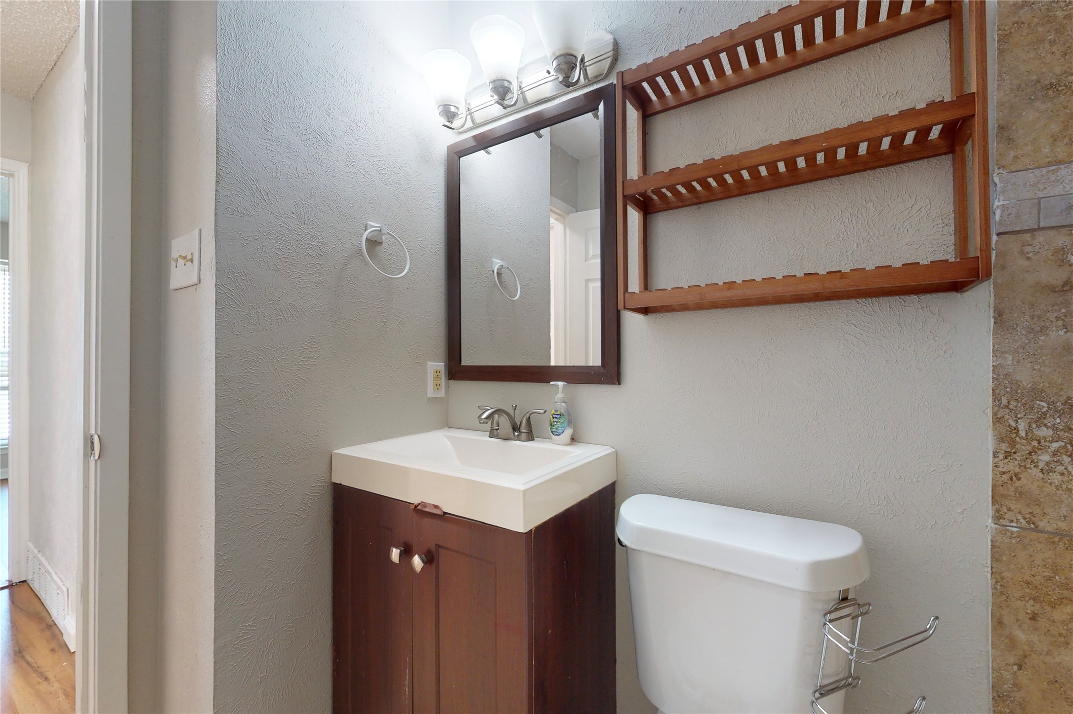 2307 Dartmouth Drive Arlington TX 76015