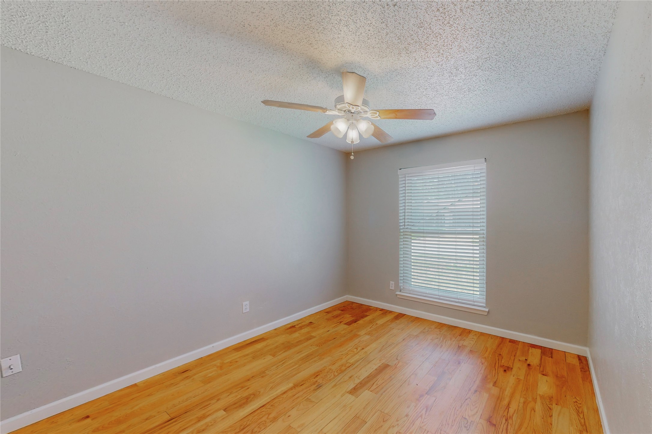 2307 Dartmouth Drive Arlington TX 76015