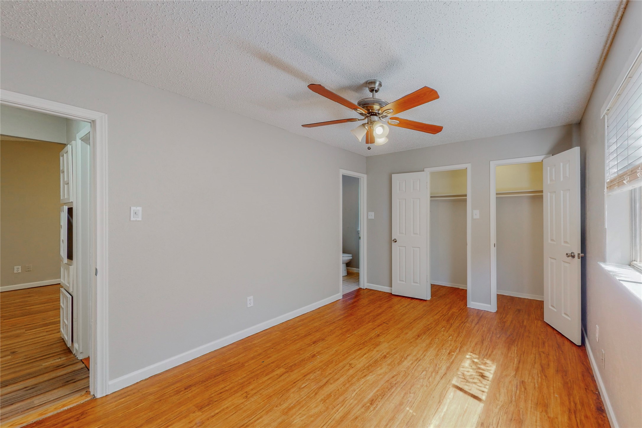 2307 Dartmouth Drive Arlington TX 76015