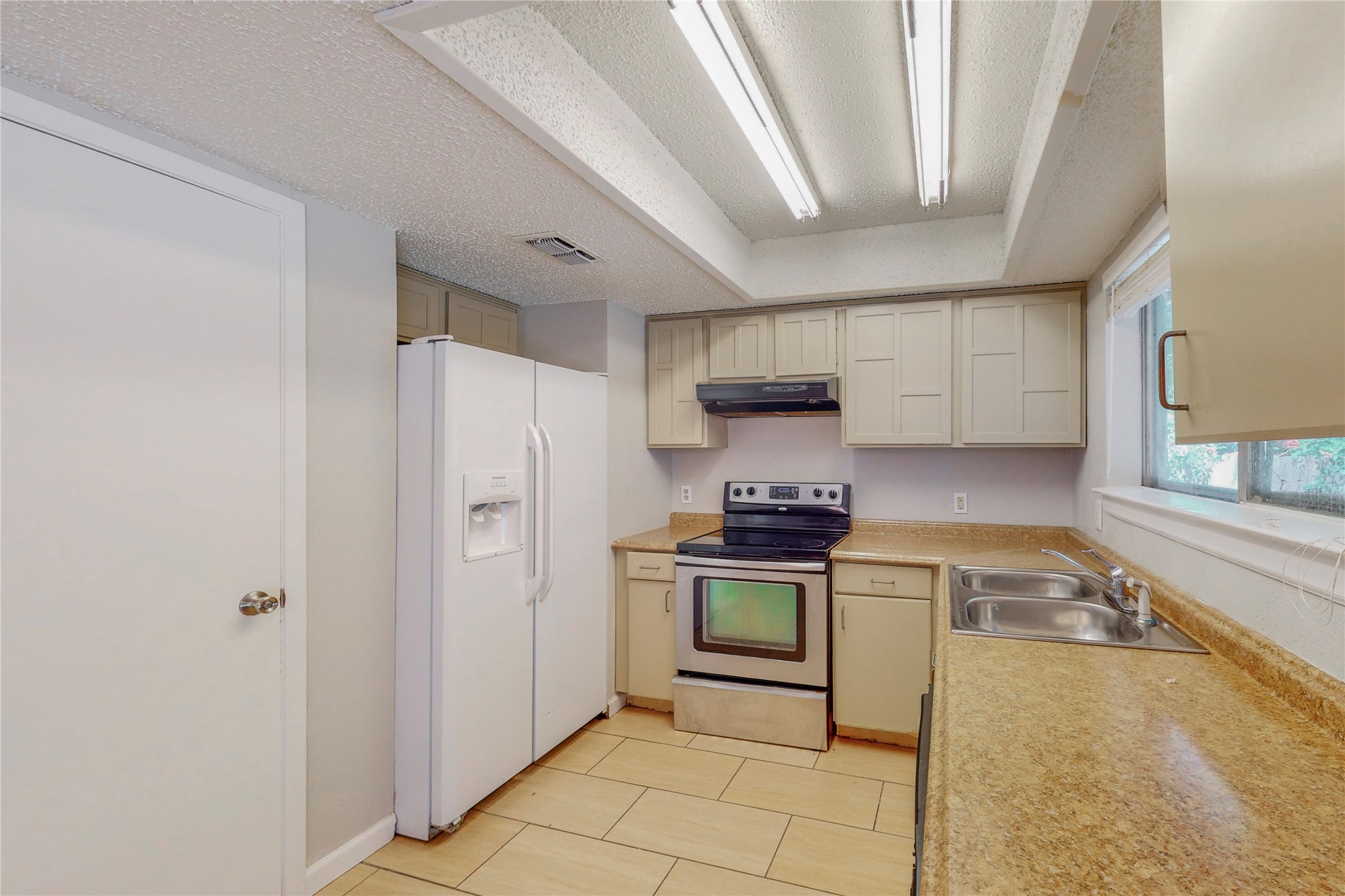 2307 Dartmouth Drive Arlington TX 76015