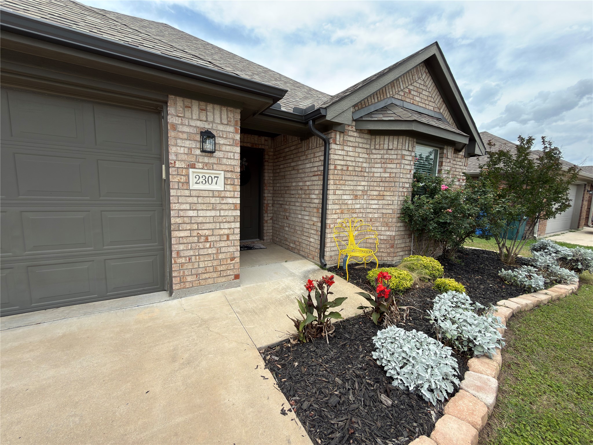 2307 Norwood Street Sherman TX 75092