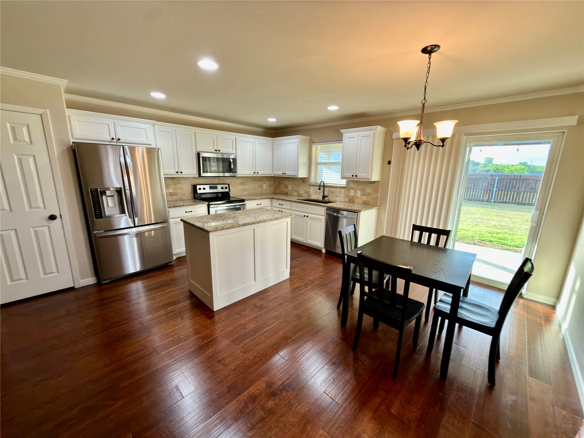 2307 Norwood Street Sherman TX 75092
